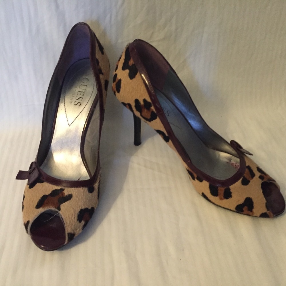 ✨ Fierce & Fabulous Guess Leopard Print Stilettos 🐆👠 - Picture 4 of 10